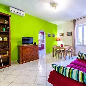 Appartement Angelo Emo 69, Rome